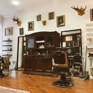 D'Boiss Bespoke Club barbershop